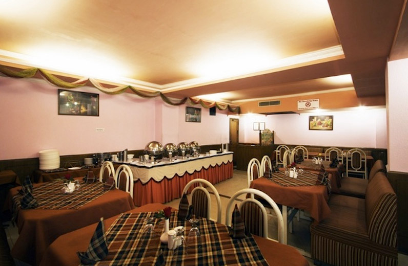 Sun Park Resort Manali Restaurant