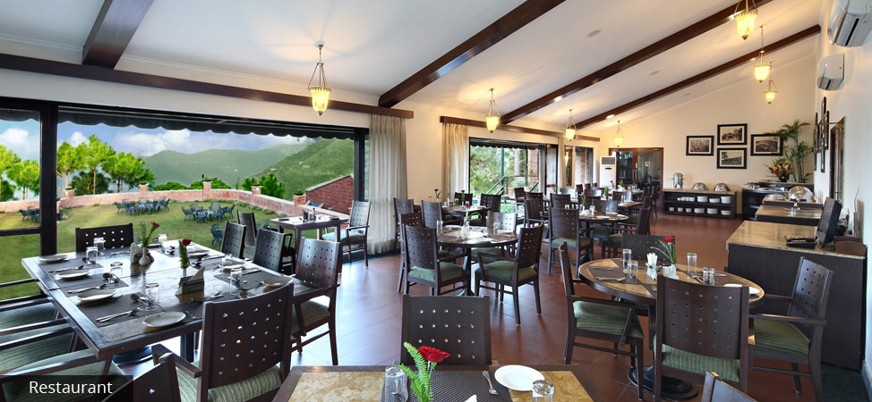 Baikunth Resort Manali Restaurant