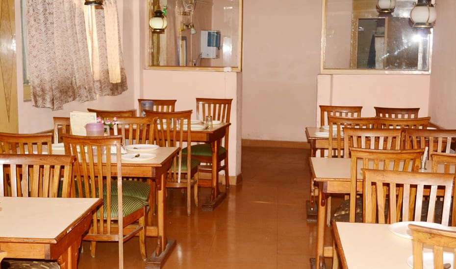Gilbert Hotel Manali Restaurant