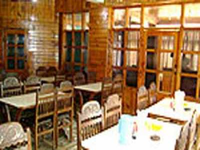 Trans Shiva Hotel Manali Restaurant