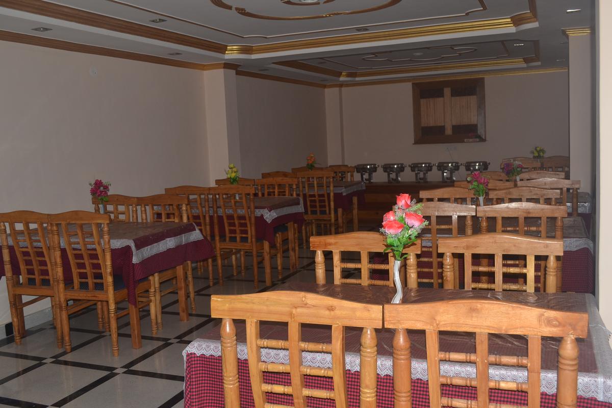 Prini Inn Hotel Manali Restaurant