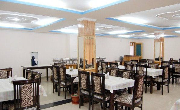 Nitesh Hotel Manali Restaurant