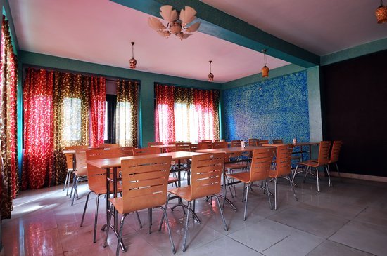 Devidyar Hotel Manali Restaurant