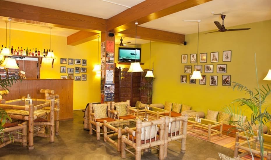 Drifters Inn And Cafe Guest House Manali Restaurant