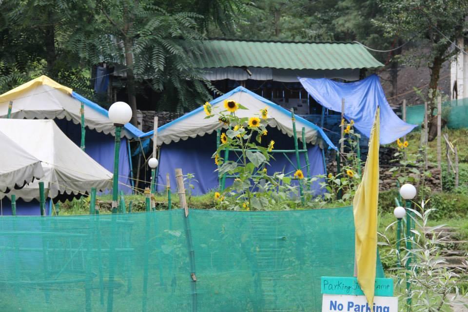 Tirthan Jibhi Camp Manali